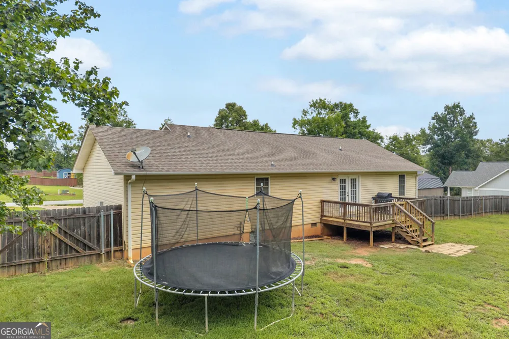 423 N Point CIR Hartwell, GA 30643
