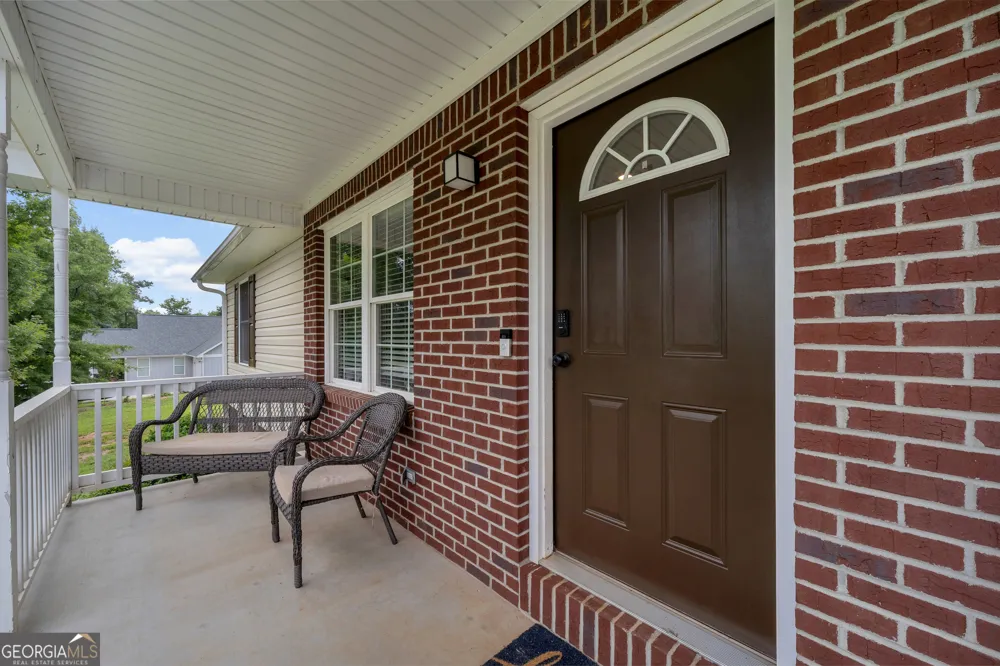 423 N Point CIR Hartwell, GA 30643