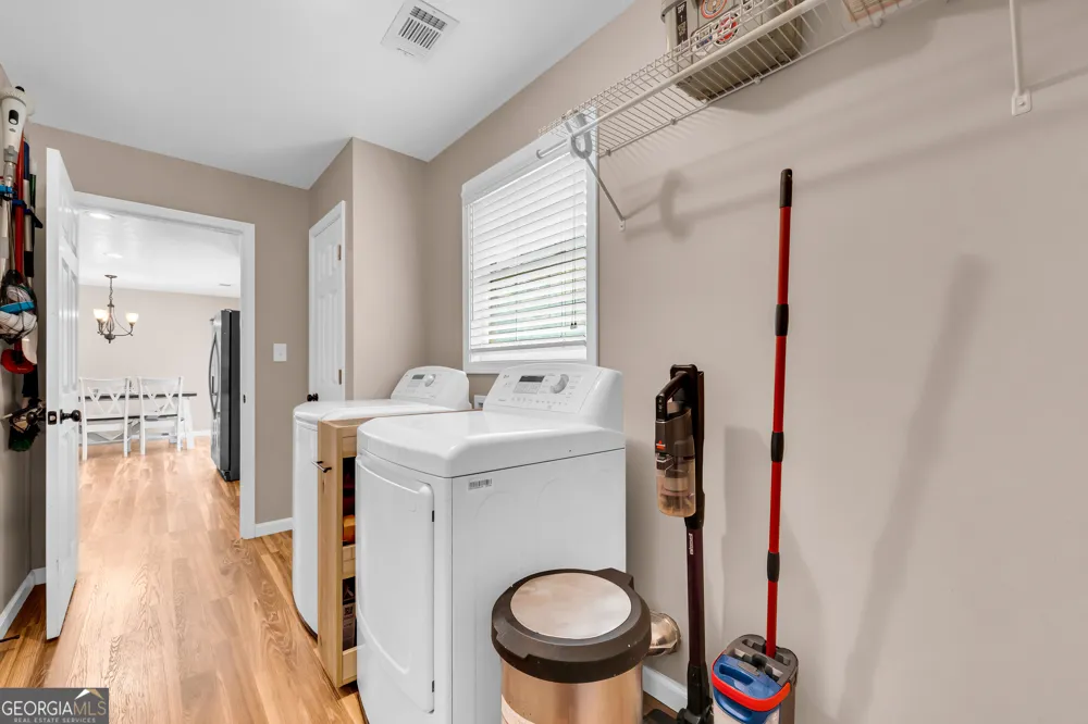 423 N Point CIR Hartwell, GA 30643
