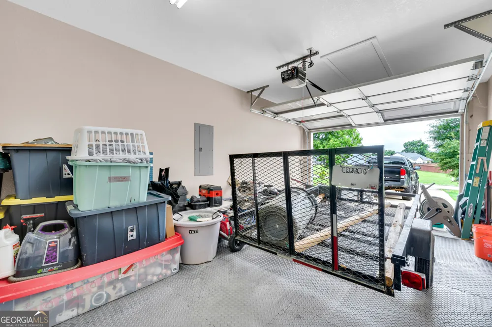 423 N Point CIR Hartwell, GA 30643