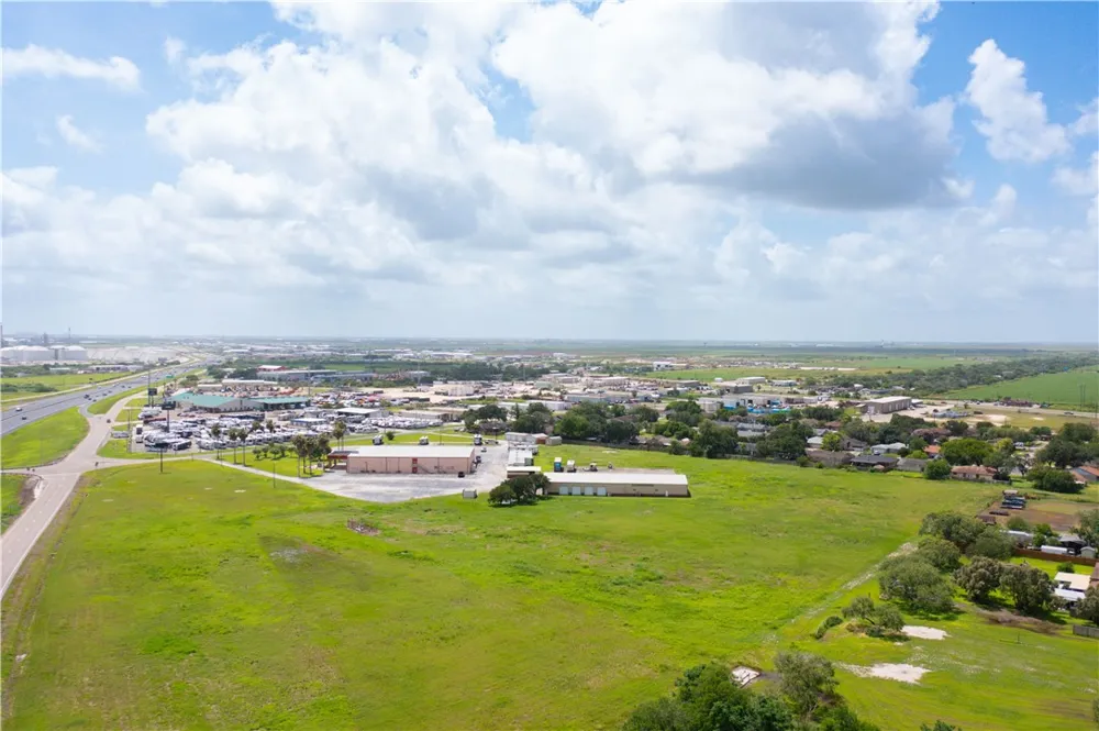 2001 Suntide Road Corpus Christi, TX 78409