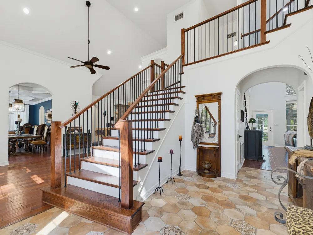 121 Comanche Moon Court Decatur, TX 76234