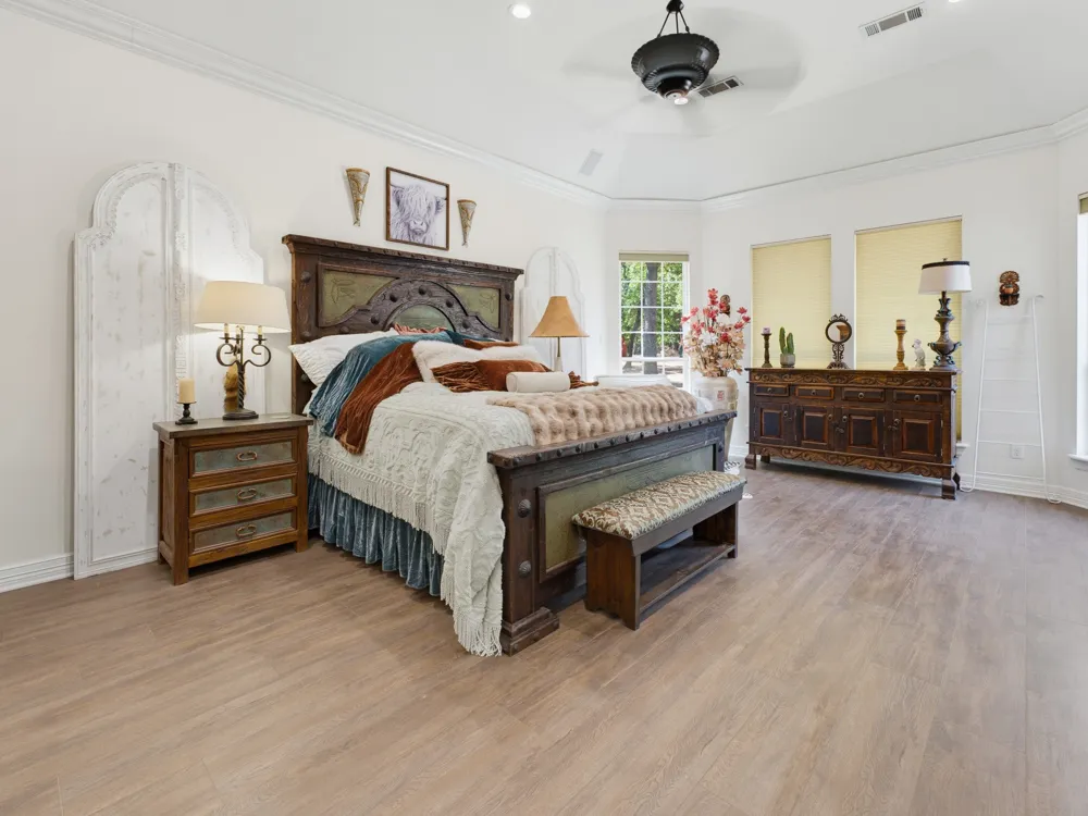 121 Comanche Moon Court Decatur, TX 76234