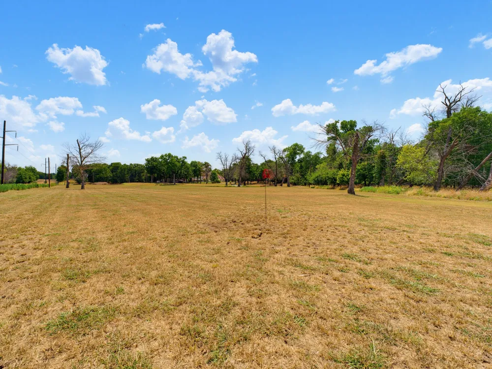 121 Comanche Moon Court Decatur, TX 76234