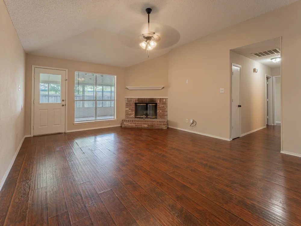 5807 Rock Meadow Trail Arlington, TX 76017