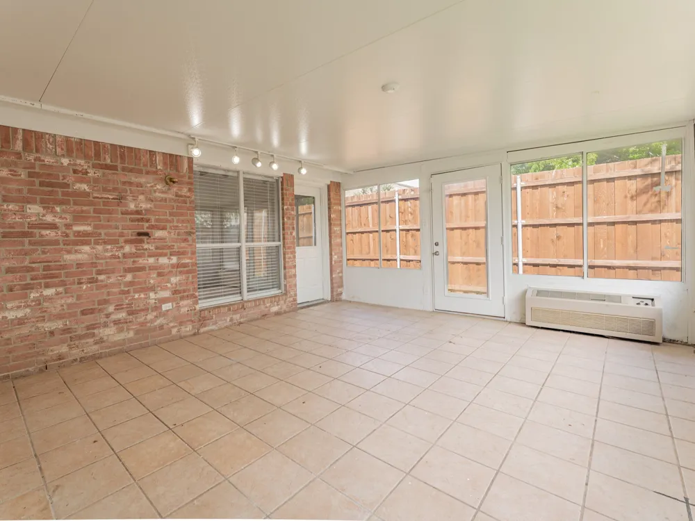 5807 Rock Meadow Trail Arlington, TX 76017