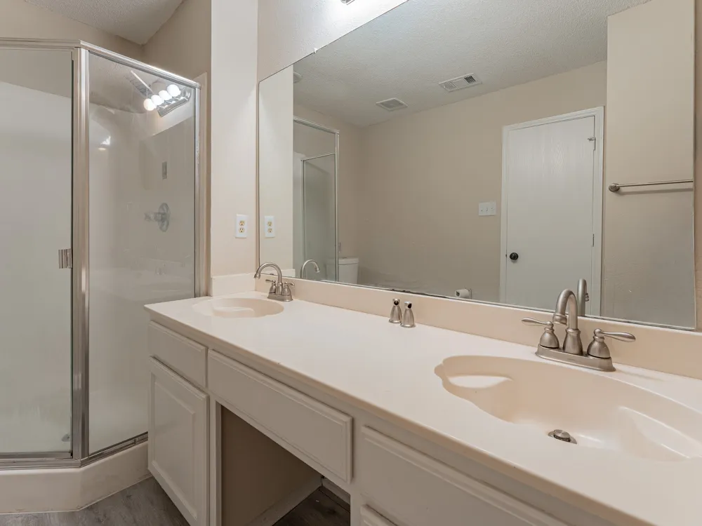 5807 Rock Meadow Trail Arlington, TX 76017