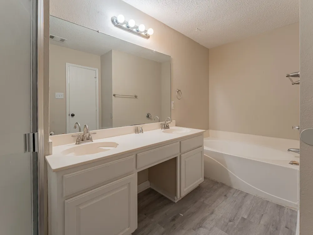 5807 Rock Meadow Trail Arlington, TX 76017