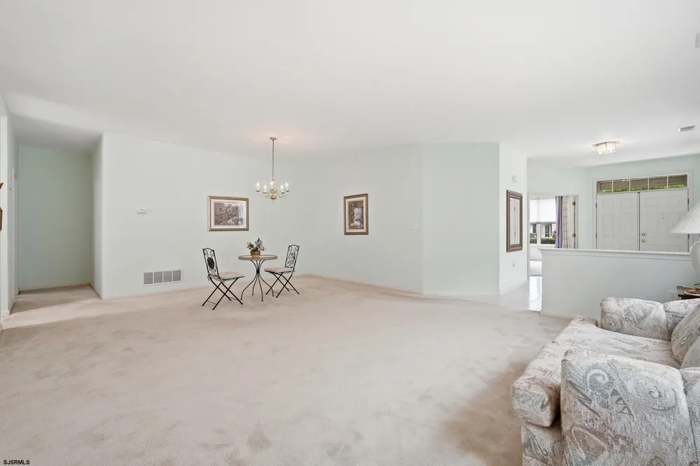 552 Falmouth Ct Galloway Township, NJ 08205