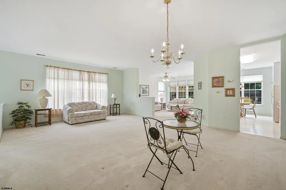 552 Falmouth Ct Galloway Township, NJ 08205