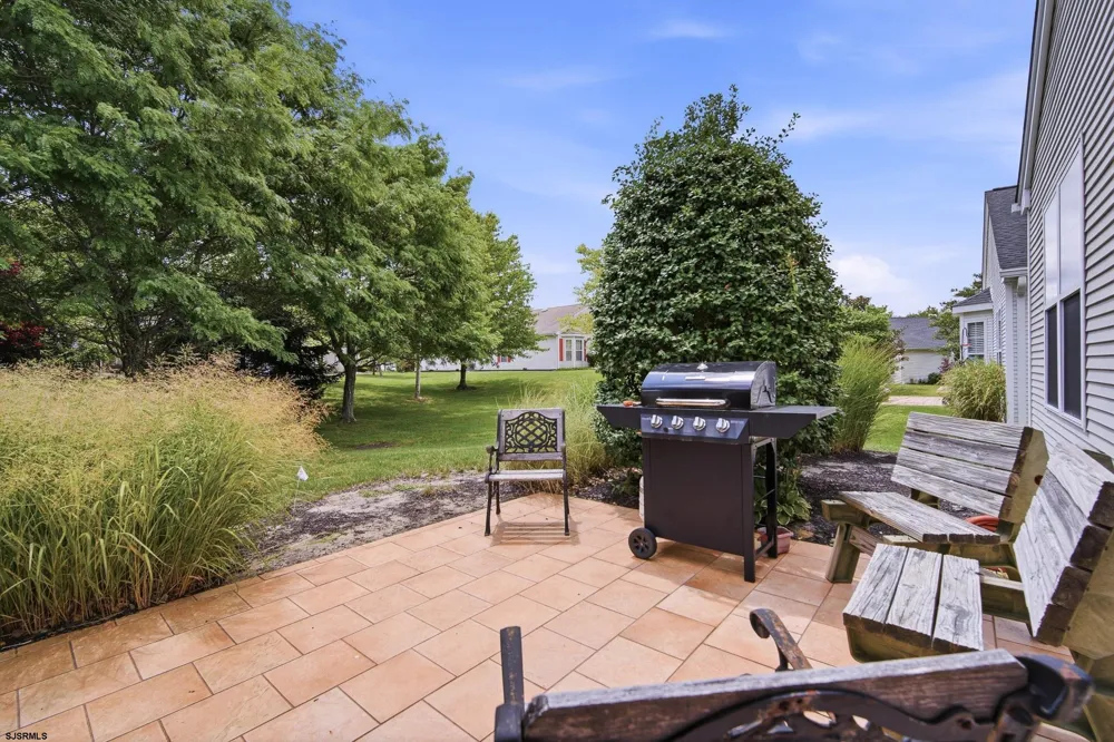552 Falmouth Ct Galloway Township, NJ 08205