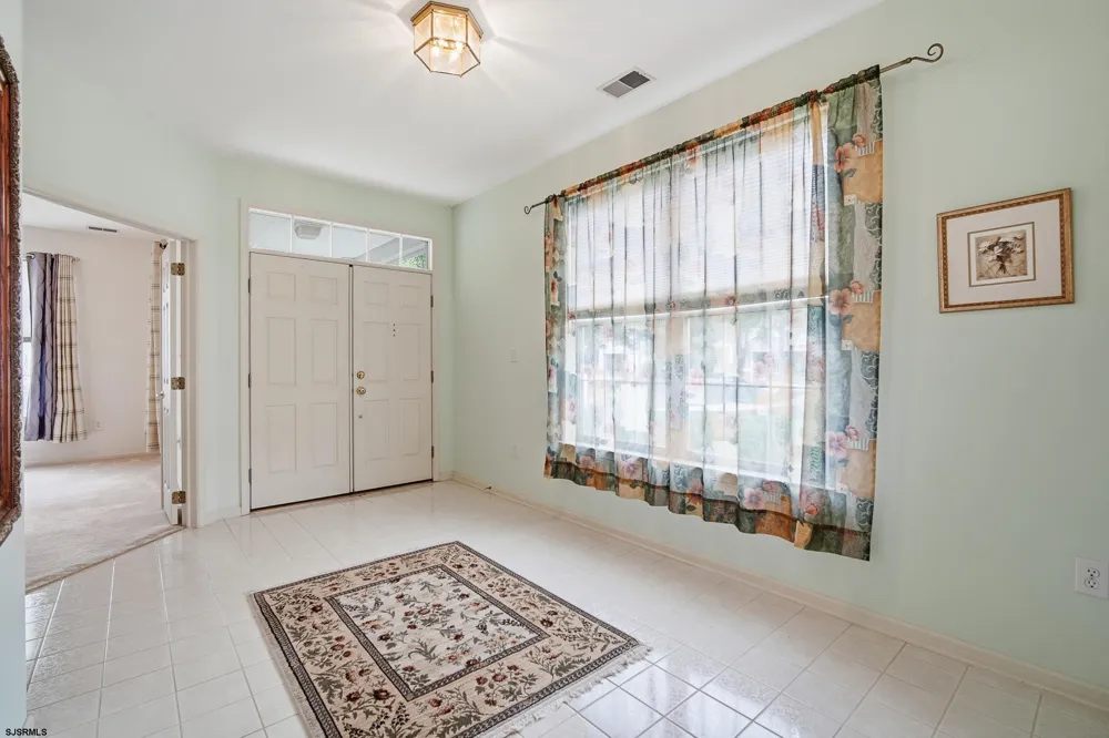 552 Falmouth Ct Galloway Township, NJ 08205