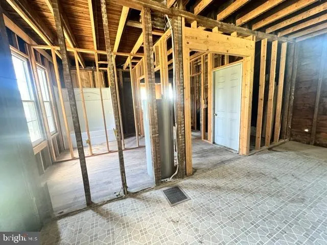 216 WALNUT ST Lewistown, PA 17044