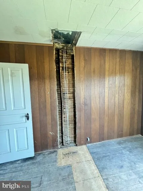216 WALNUT ST Lewistown, PA 17044