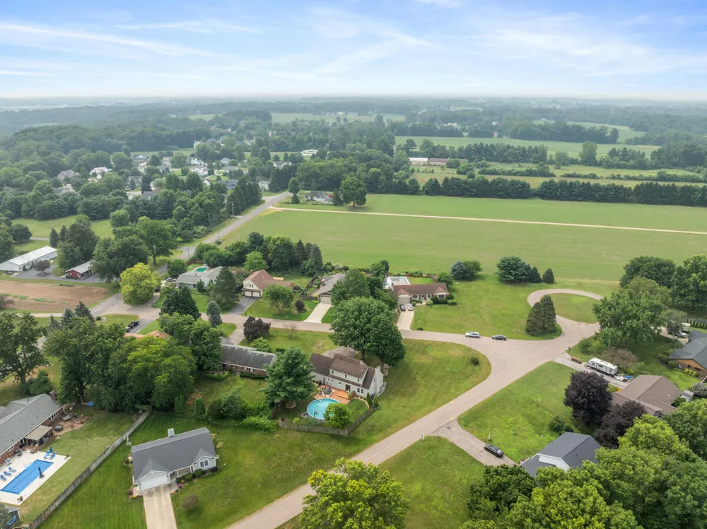 1629 Rhonda Road St. Joseph, MI 49085