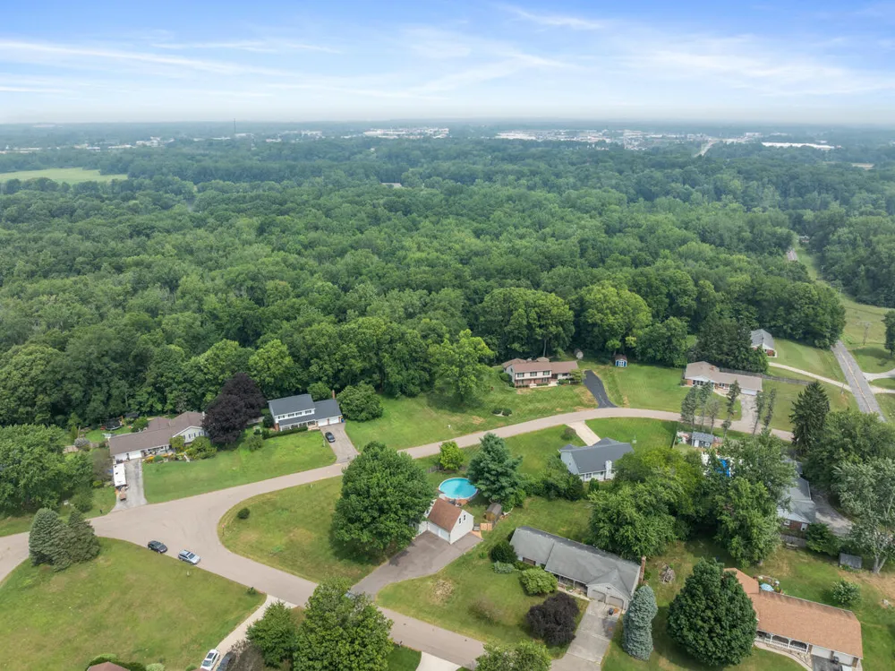 1629 Rhonda Road St. Joseph, MI 49085