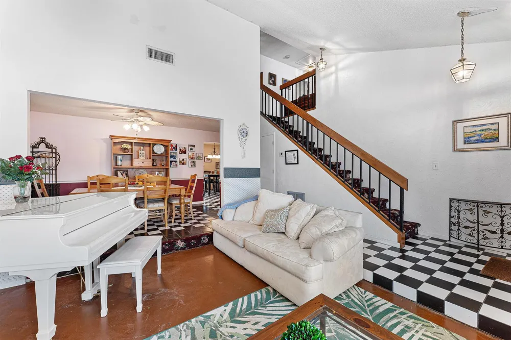 1726 TREEHAVEN COURT Wellington, FL 33414