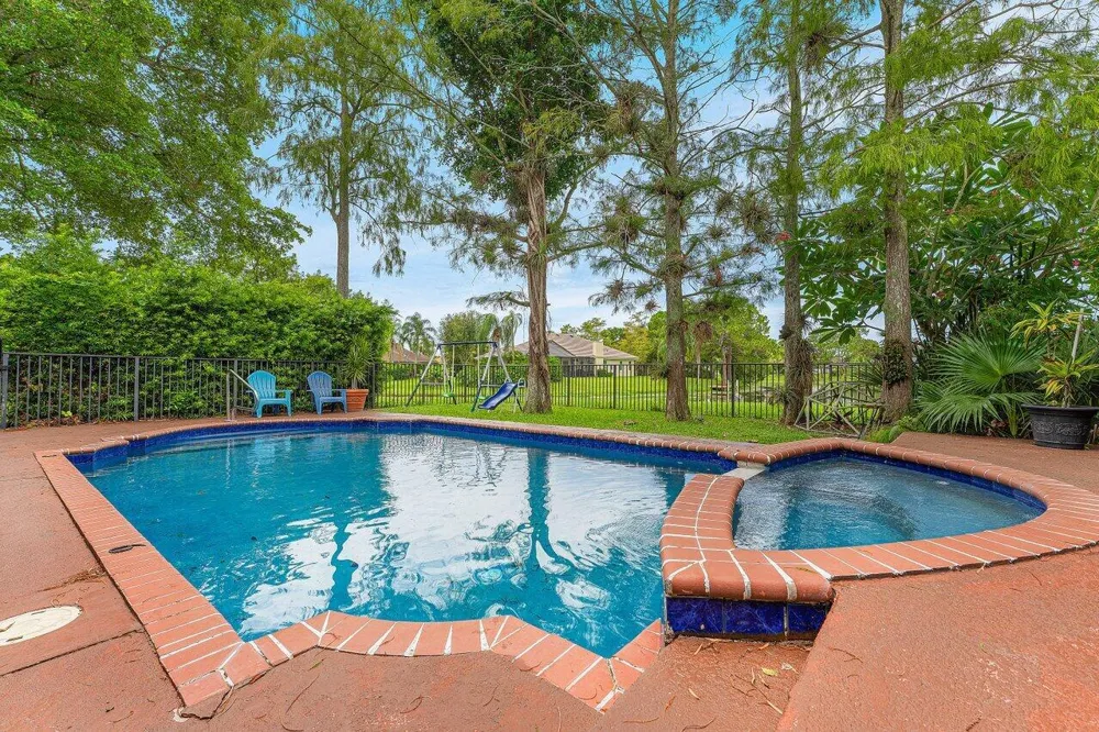 1726 TREEHAVEN COURT Wellington, FL 33414
