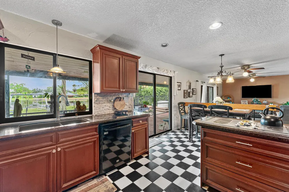 1726 TREEHAVEN COURT Wellington, FL 33414
