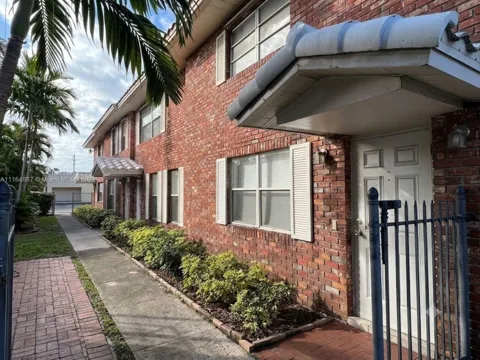 9696 NW 35TH STREET