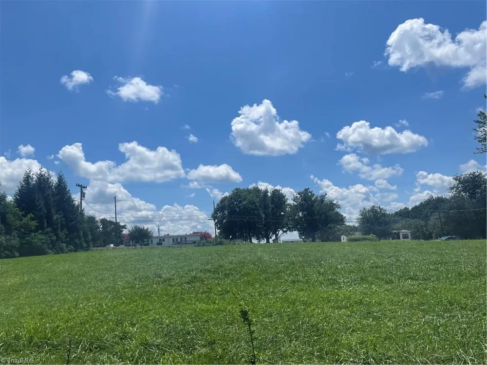1213 Old Highway 21 State Road, NC 28676