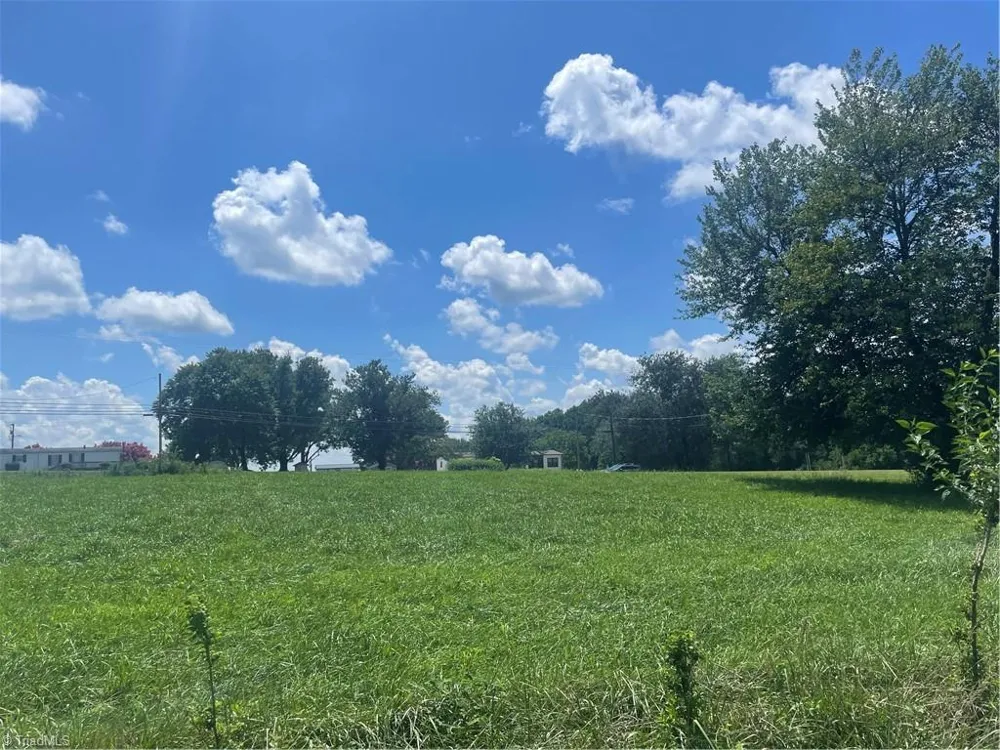 1213 Old Highway 21 State Road, NC 28676