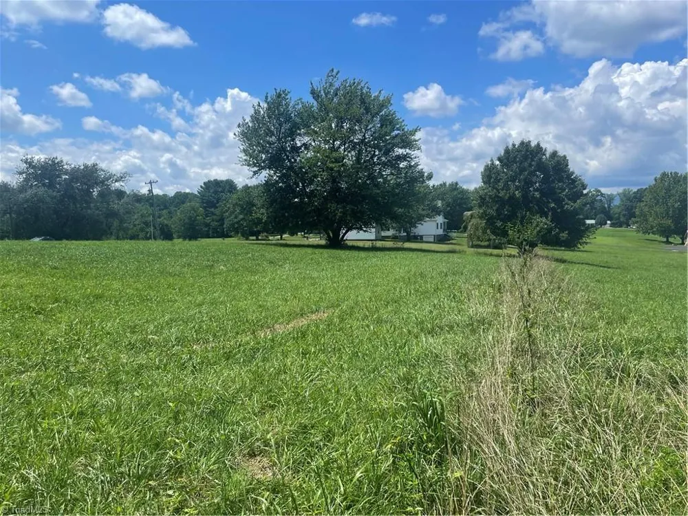 1213 Old Highway 21 State Road, NC 28676