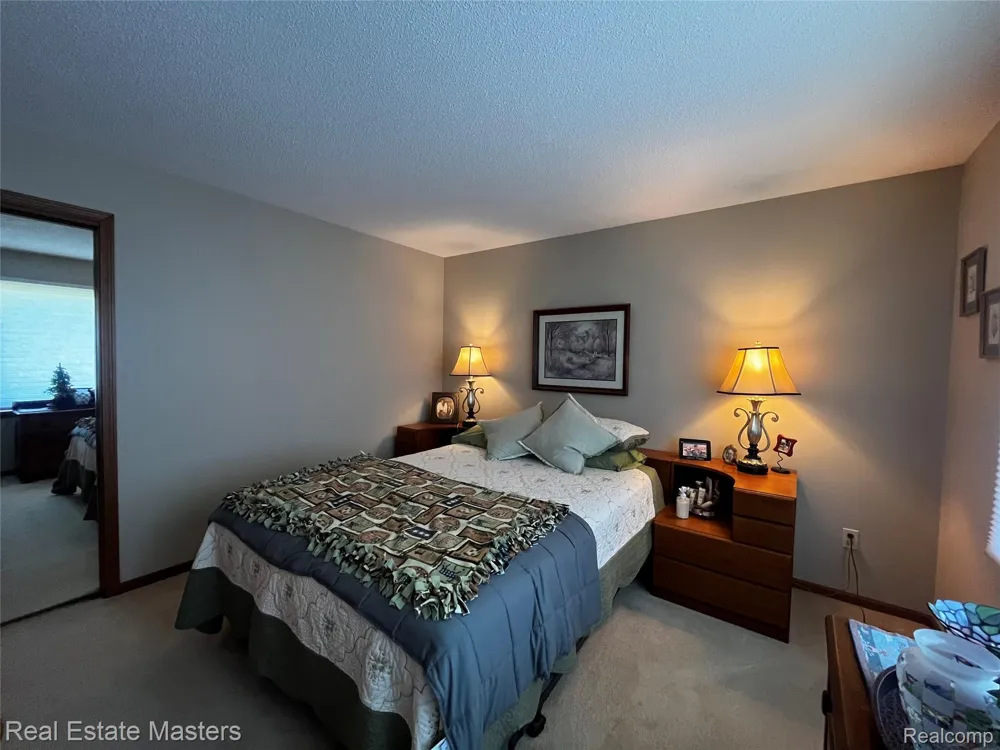 3549 HOLLAND PARK LANE #2 Port Huron City, MI 48060