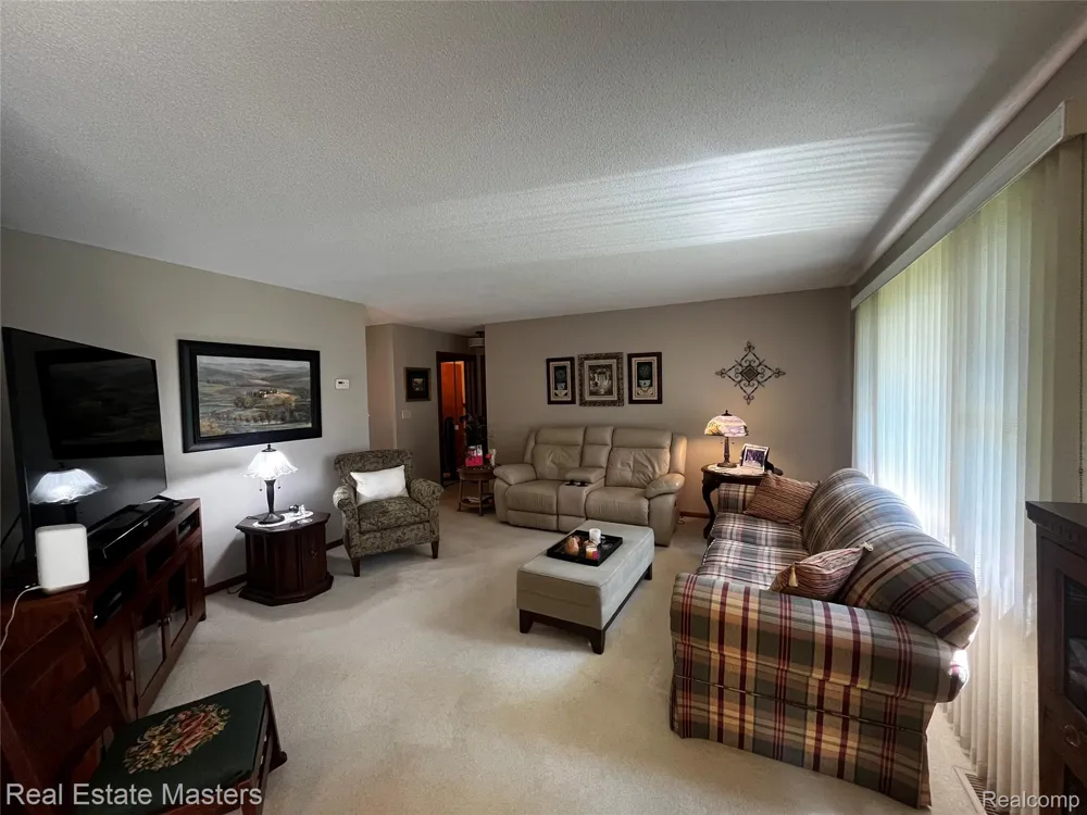 3549 HOLLAND PARK LANE #2 Port Huron City, MI 48060