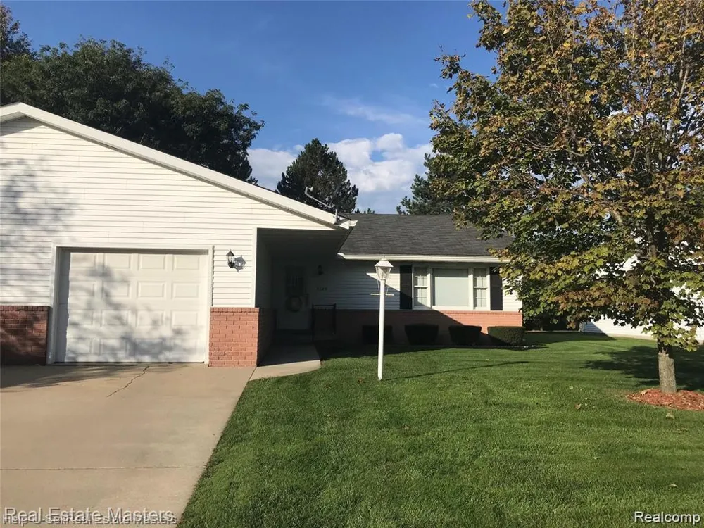 3549 HOLLAND PARK LANE #2 Port Huron City, MI 48060
