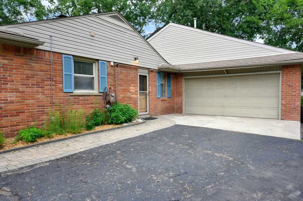 899 Fox Run Bloomfield Hills City, MI 48304