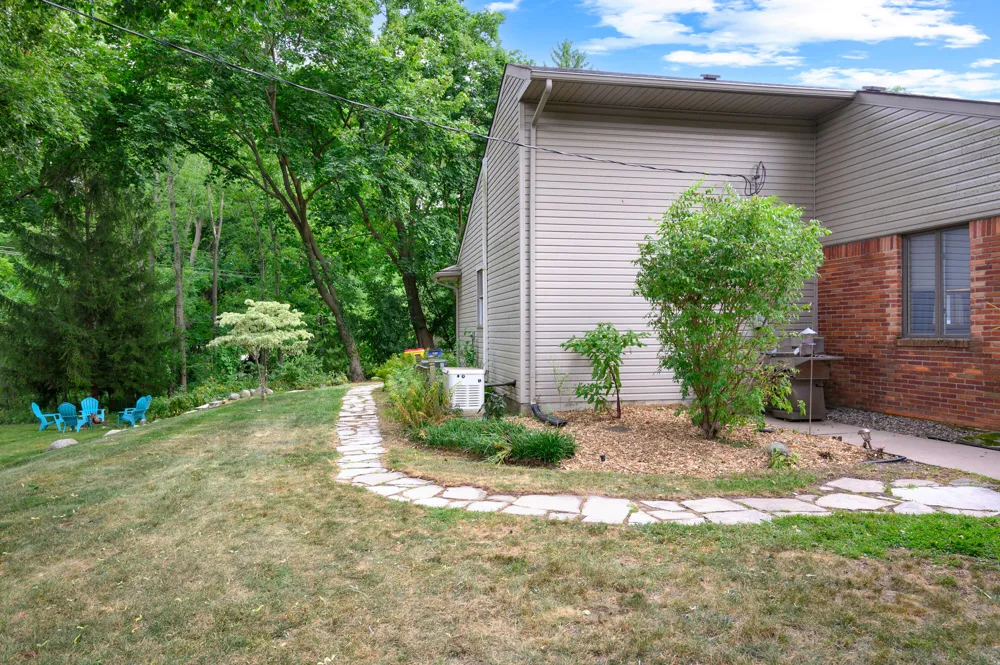 899 Fox Run Bloomfield Hills City, MI 48304