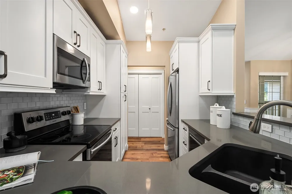 12120 NE 172nd Place #L302 Bothell, WA 98011