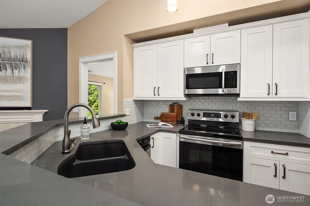 12120 NE 172nd Place #L302 Bothell, WA 98011