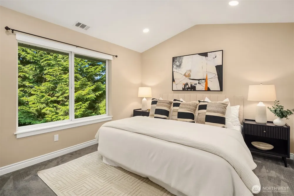 12120 NE 172nd Place #L302 Bothell, WA 98011