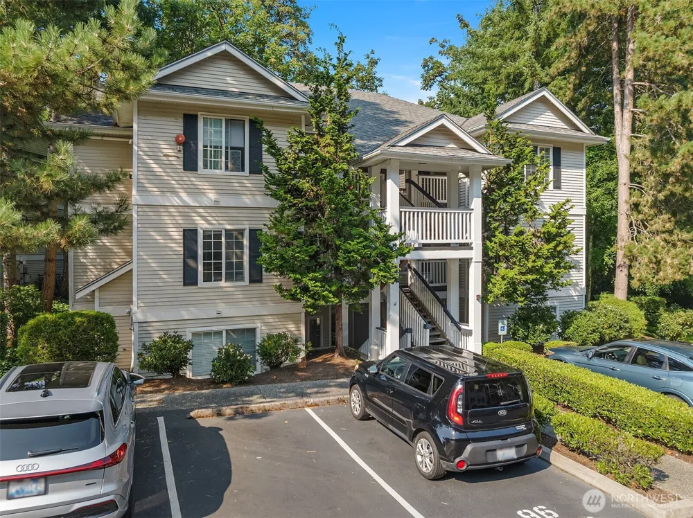 12120 NE 172nd Place #L302 Bothell, WA 98011