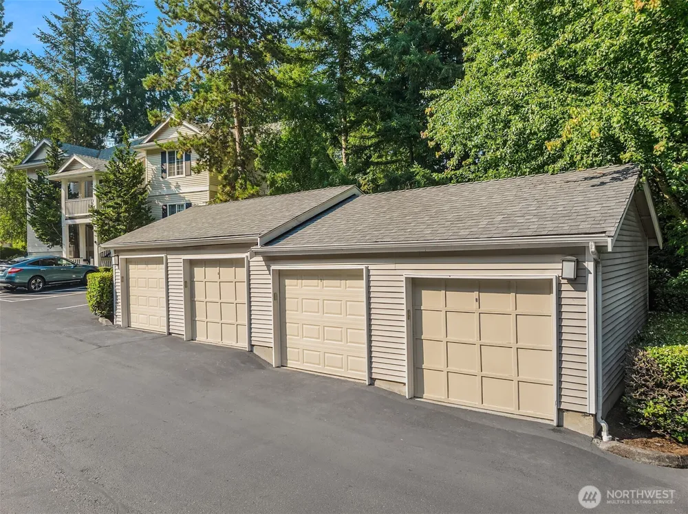 12120 NE 172nd Place #L302 Bothell, WA 98011