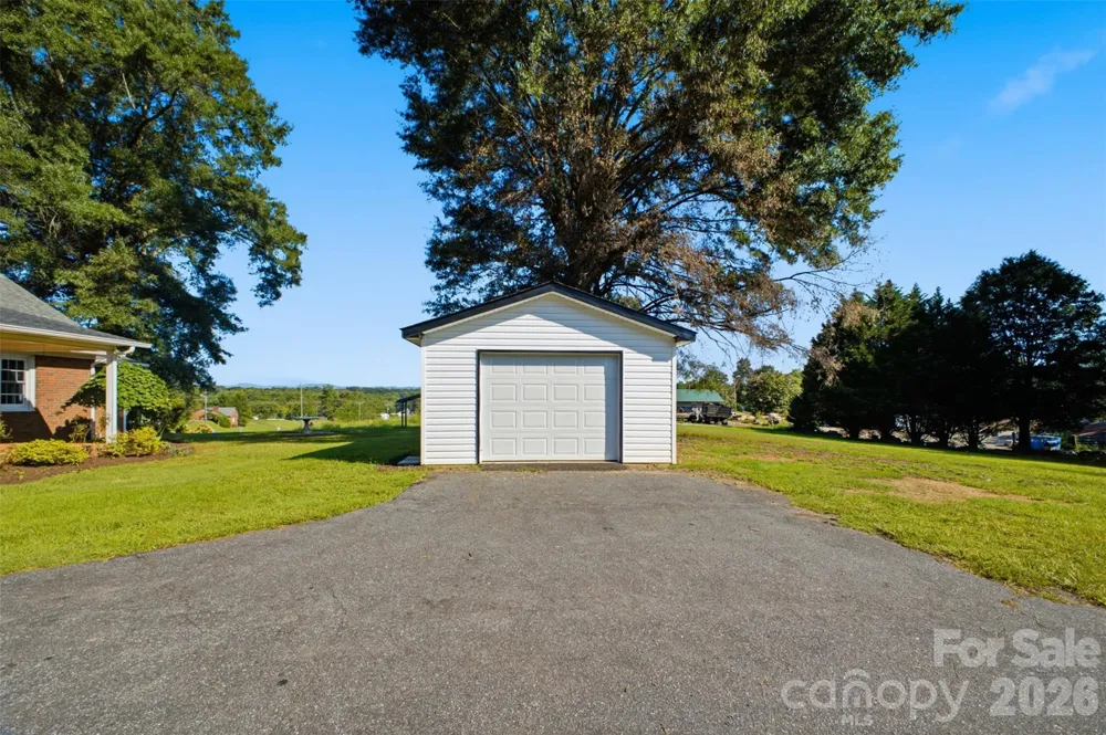 636 NC 16 Highway Taylorsville, NC 28681