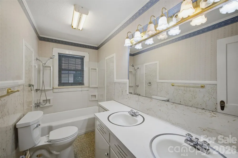 636 NC 16 Highway Taylorsville, NC 28681