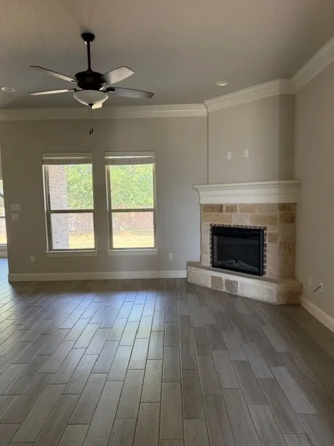 272 Jacinth Lane Granbury, TX 76049