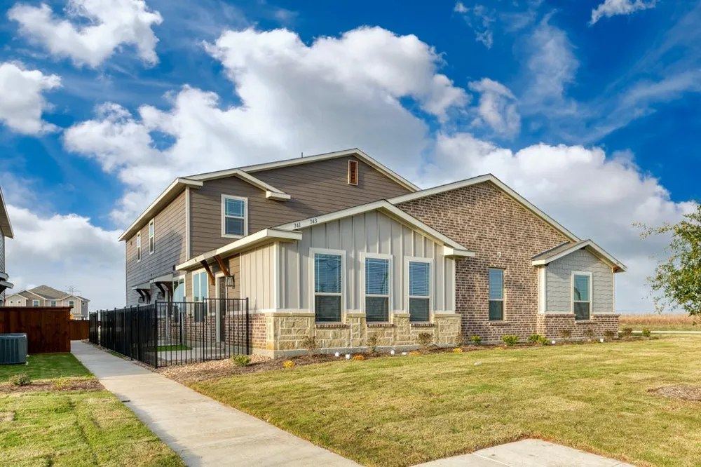 700 Fallow Drive Venus, TX 76084