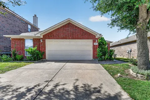 803 E Alexander Lane