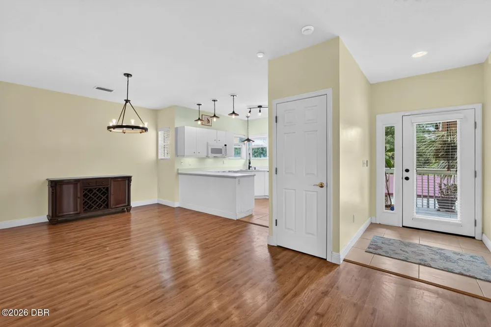 31 Magnolia Drive S Ormond Beach, FL 32174