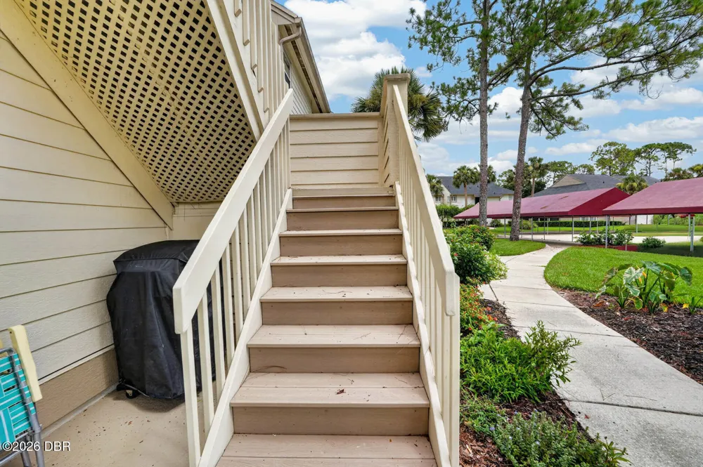 31 Magnolia Drive S Ormond Beach, FL 32174