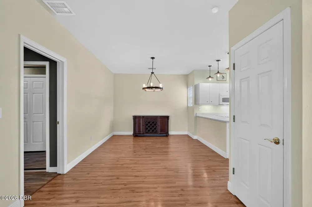 31 Magnolia Drive S Ormond Beach, FL 32174