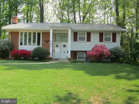 7305 MASONVILLE COURT