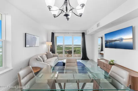 735 Pilot Lane #901