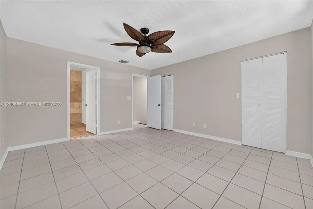 1217 NW 122nd Ter Pembroke Pines, FL 33026