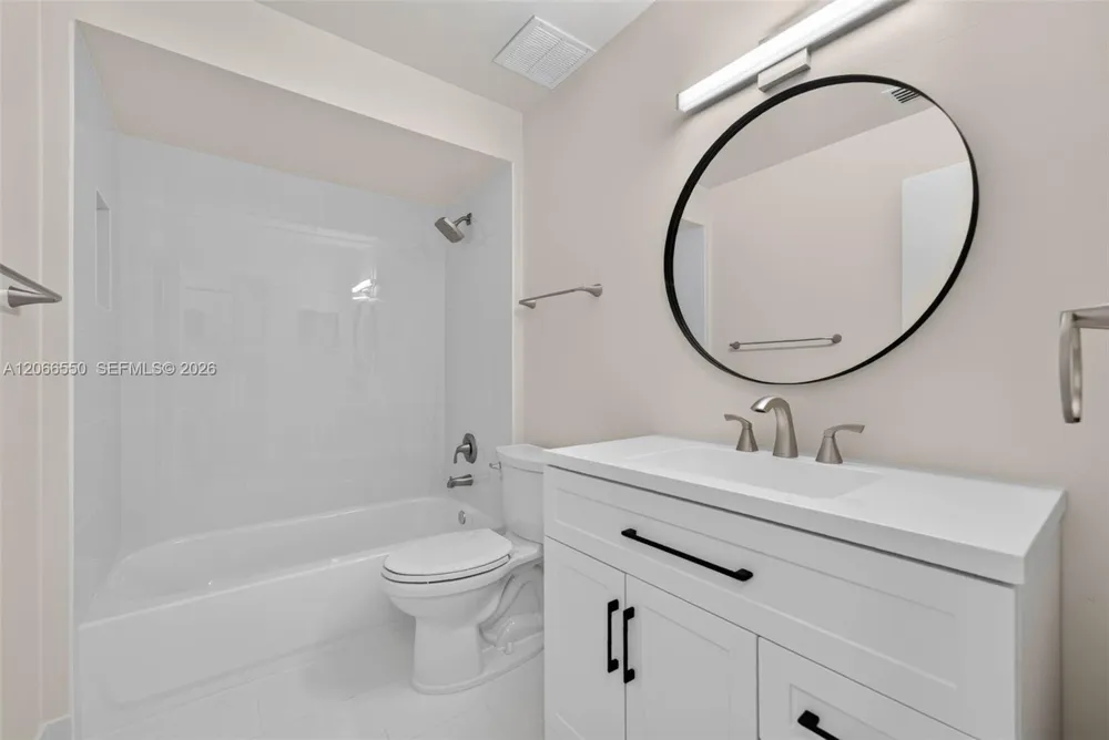 1217 NW 122nd Ter Pembroke Pines, FL 33026