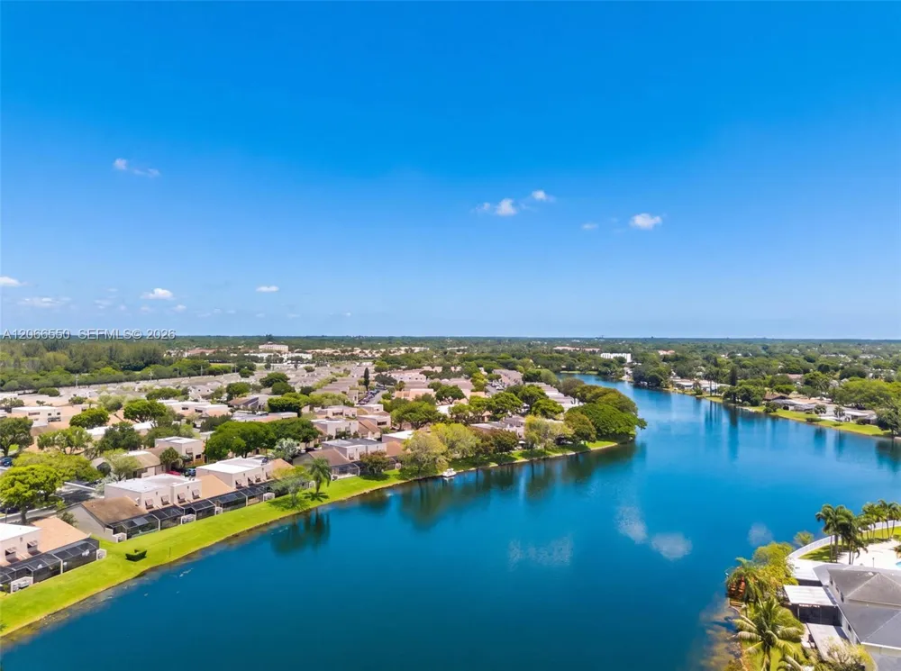 1217 NW 122nd Ter Pembroke Pines, FL 33026